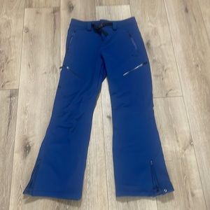 Oakley womens ski/snowboard pants. Inner lined never used. Size medium